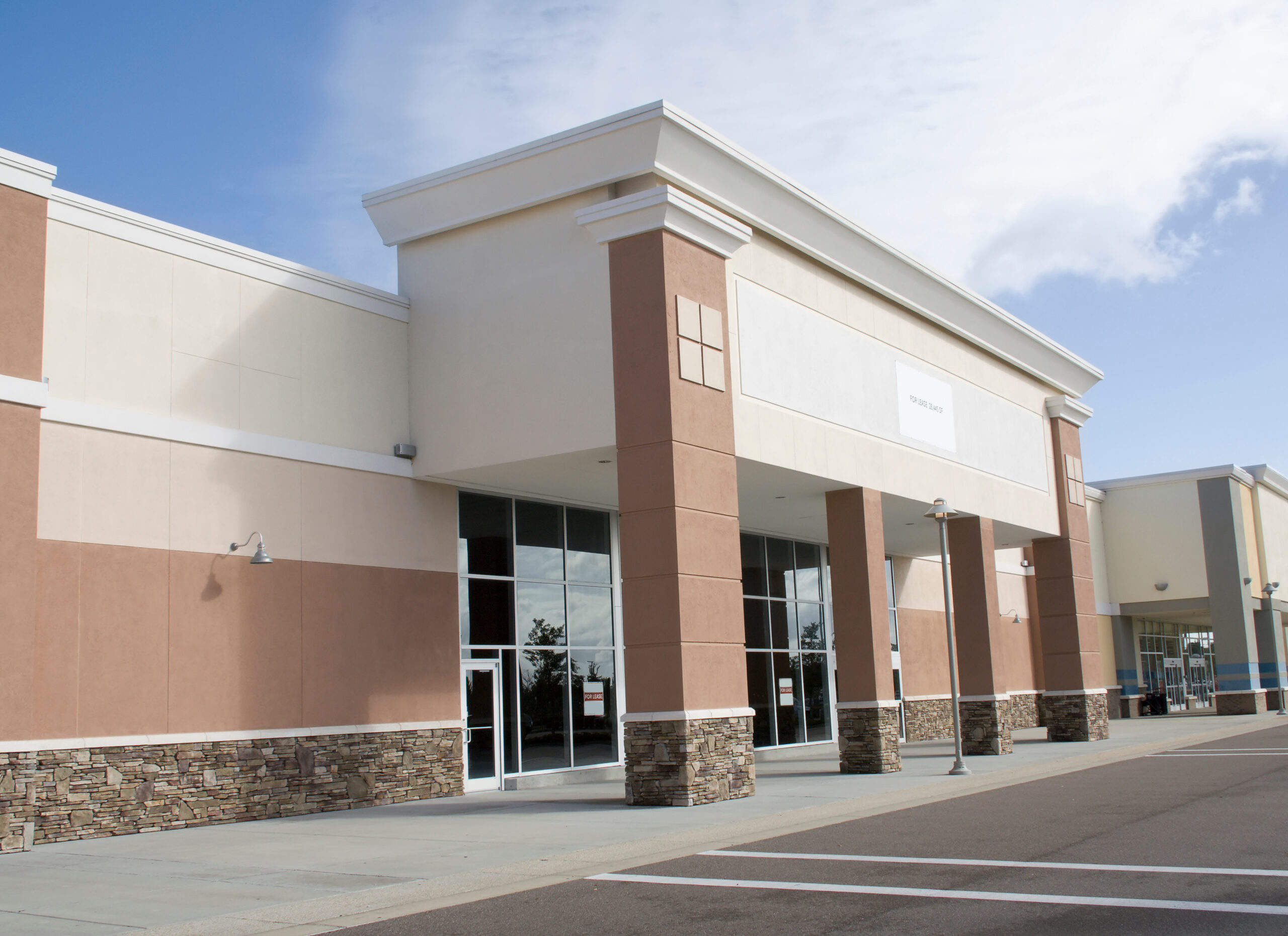 large empty retail store(0).jpg Home Inspector